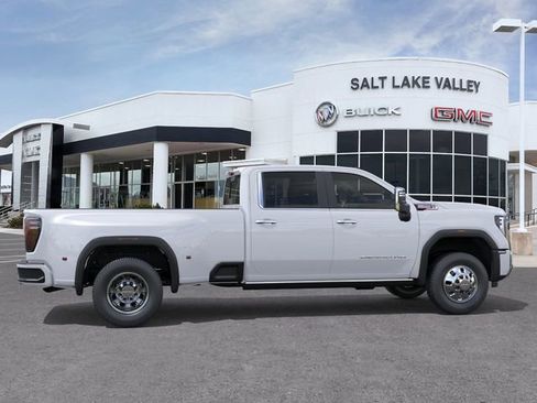 New 2026 GMC Sierra 3500 Denali w/ Denali Reserve Package AWD/4WD image 5