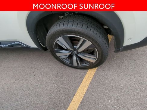 Used 2023 Nissan Rogue SL w/ SL Premium Package AWD/4WD image 5