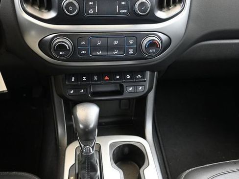 Used 2022 Chevrolet Colorado ZR2 AWD/4WD image 29