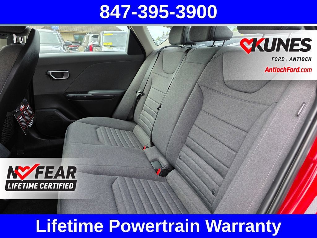 Used 2025 Kia K4 EX FWD image 28