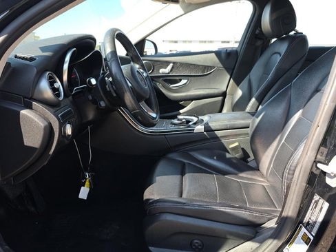 Used 2016 Mercedes-Benz C 300 Sedan image 3