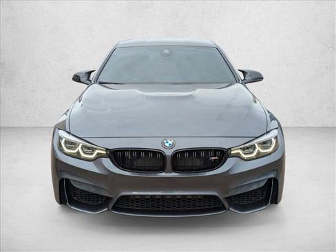 Used 2018 BMW M4 Coupe image 2