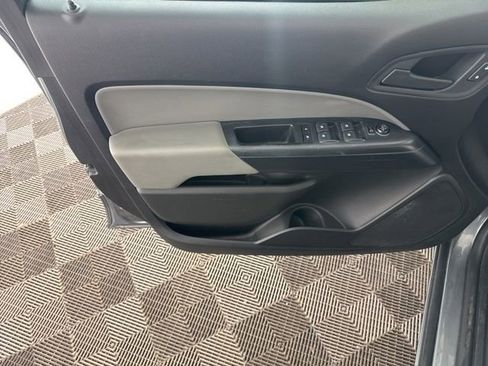 Used 2019 Chevrolet Colorado W/T w/ WT Convenience Package image 18