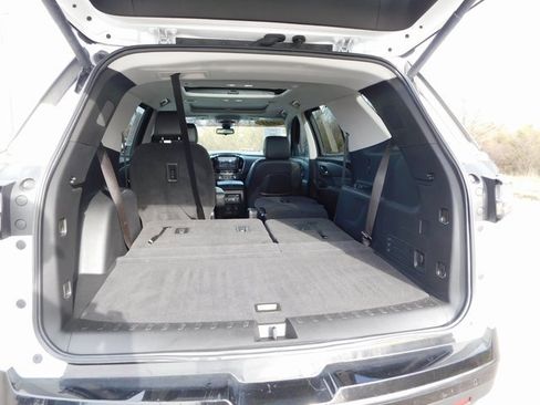 Used 2021 Chevrolet Traverse Premier w/ Redline Edition image 28