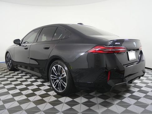 Certified 2024 BMW 540i xDrive w/ Premium Package AWD/4WD image 5
