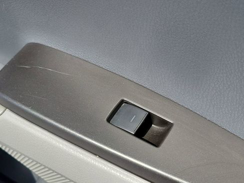 Used 2023 Toyota Camry LE w/ Convenience Package image 14