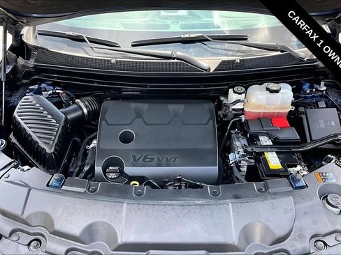 Used 2023 Chevrolet Traverse LS FWD image 29