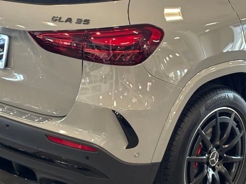 Used 2026 Mercedes-Benz GLA 35 AMG 4MATIC image 5