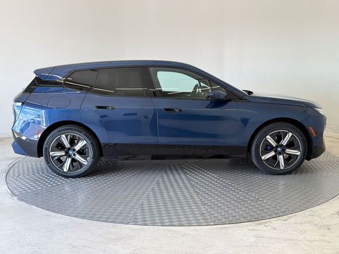 Certified 2024 BMW iX xDrive50 w/ Premium Package AWD/4WD image 8