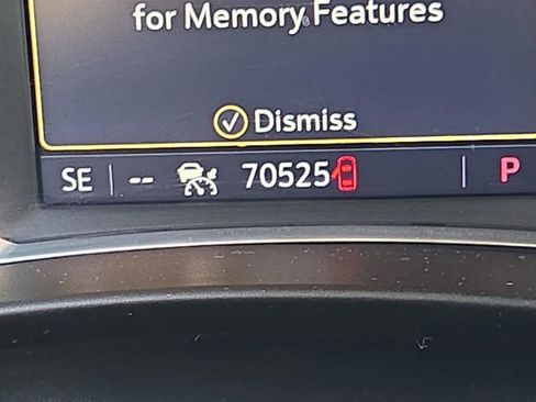 Used 2019 Chevrolet Equinox Premier AWD/4WD image 4