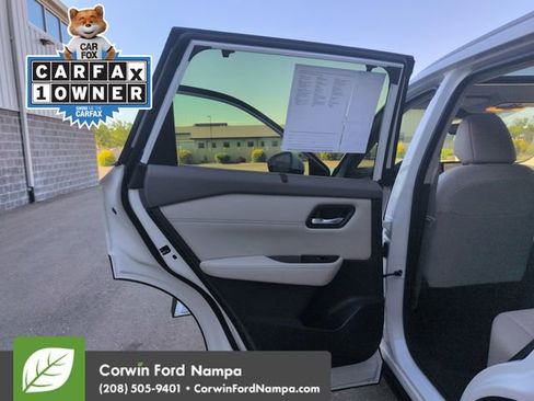 Used 2025 Nissan Rogue SL w/ SL Premium Package AWD/4WD image 25