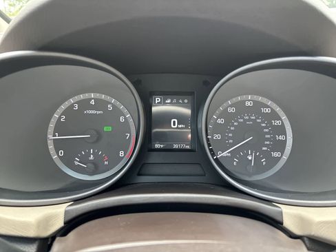 Used 2017 Hyundai Santa Fe Sport AWD/4WD image 15