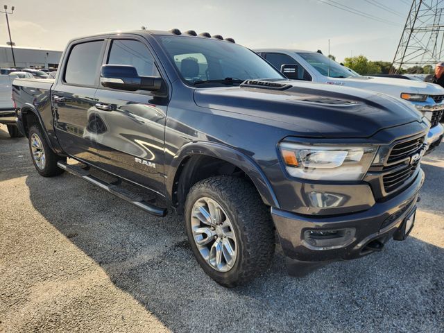 Used 2019 RAM 1500 Laramie AWD/4WD image 1