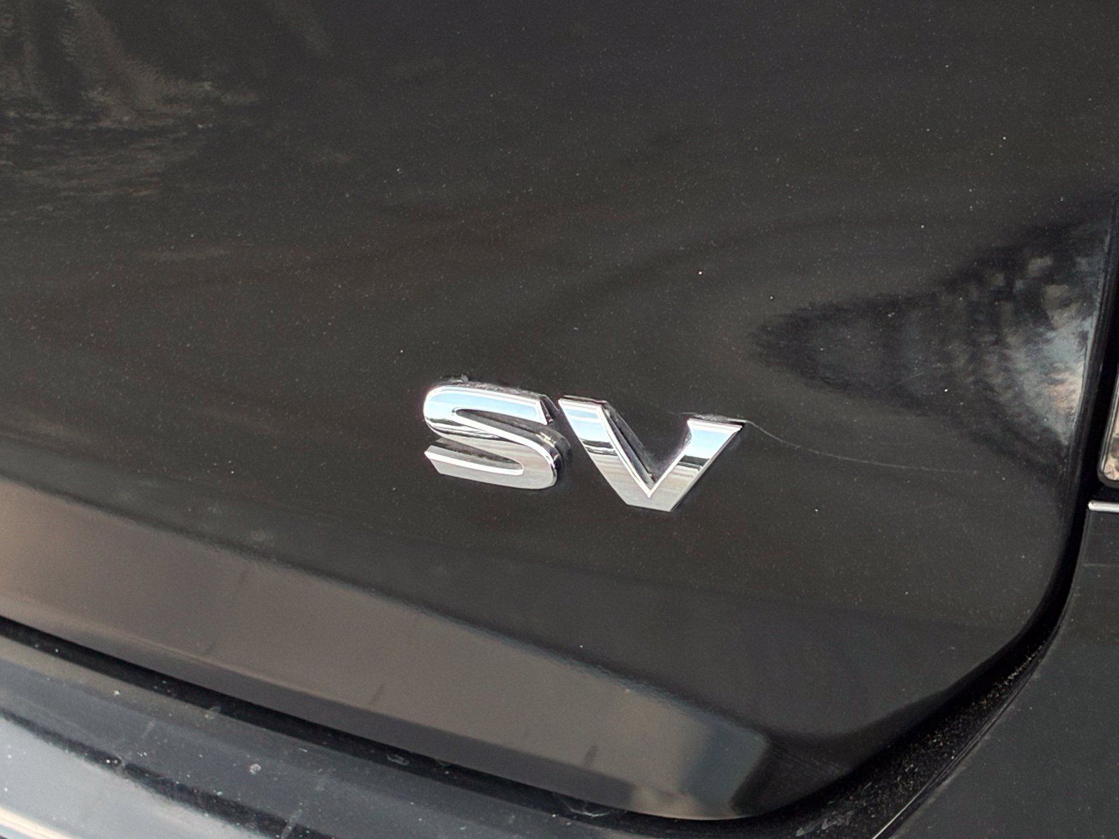 Used 2015 Nissan Rogue SV FWD image 11