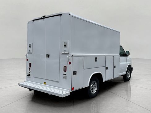 New 2025 Chevrolet Express 3500 w/ Power Convenience Package RWD image 3