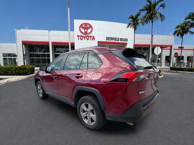 Used 2025 Toyota RAV4 XLE FWD image 7
