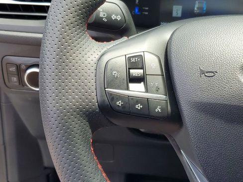Used 2023 Ford Escape ST-Line w/ Equipment Group 301A FWD image 16