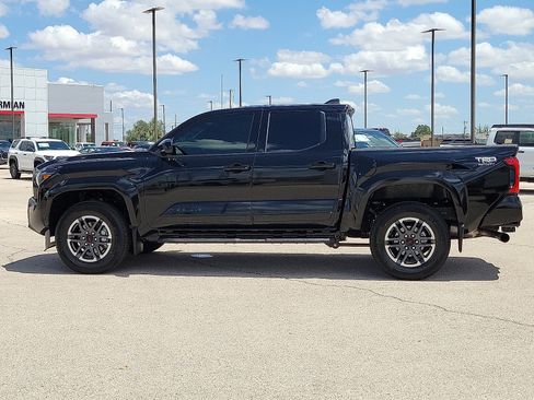 New 2025 Toyota Tacoma TRD Sport image 2
