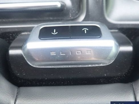 Used 2025 Ford Expedition Tremor AWD/4WD image 46