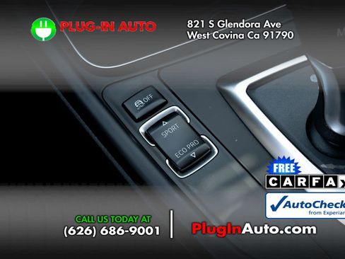 Used 2018 BMW 320i Sedan w/ Convenience Package RWD image 24