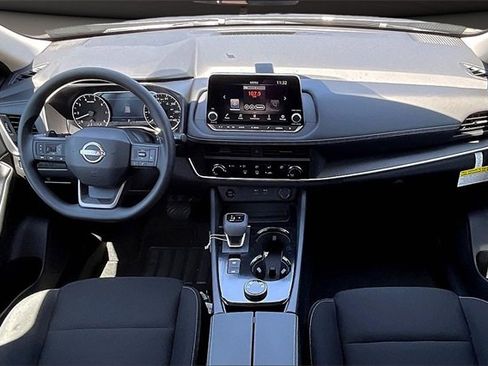 New 2026 Nissan Rogue S image 5