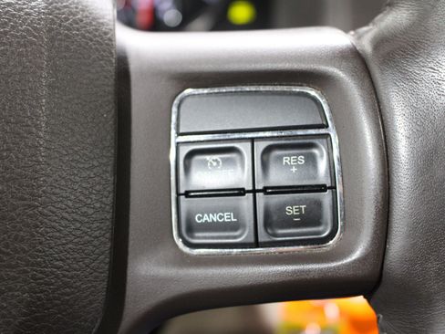 Used 2012 RAM 1500 Laramie AWD/4WD image 12