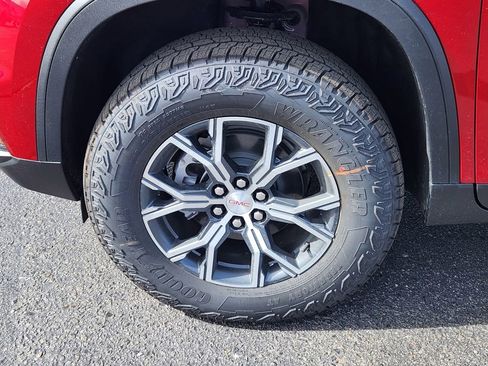 New 2026 GMC Acadia AT4 w/ Luxury Package image 6