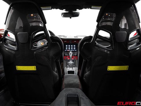 Used 2018 Porsche 911 GT2 RS image 35