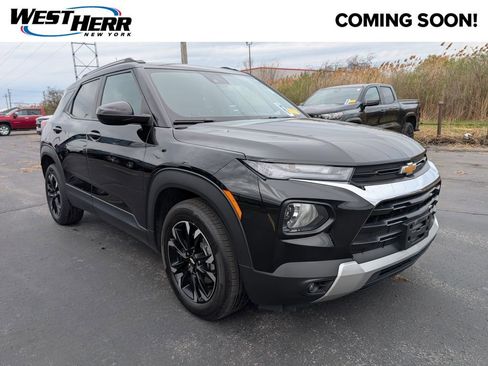 Used 2023 Chevrolet TrailBlazer LT w/ Convenience Package image 1