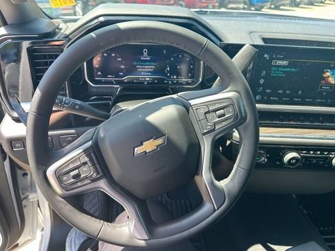 Used 2024 Chevrolet Silverado 1500 LT AWD/4WD image 14