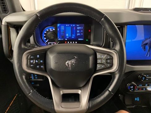 Used 2021 Ford Bronco Badlands image 15