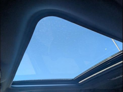 Used 2025 Subaru Forester Premium image 16