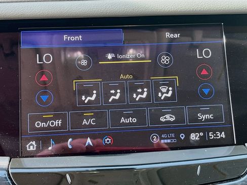 Used 2024 Cadillac XT6 Premium Luxury w/ Technology Package FWD image 16