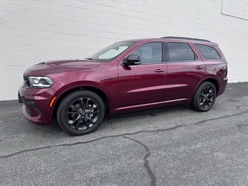 Used 2022 Dodge Durango R/T w/ Trailer Tow Group IV image 1