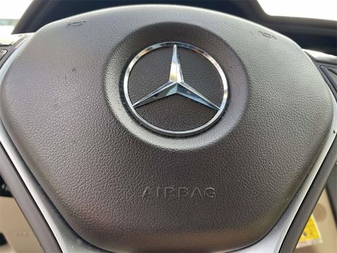 Used 2014 Mercedes-Benz C 250 Sedan image 29