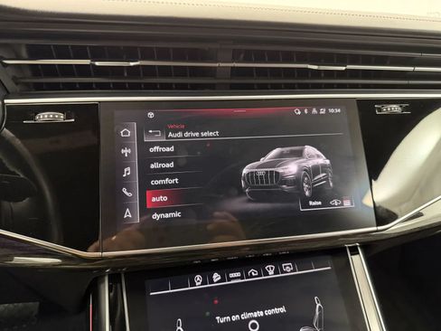 Used 2022 Audi Q8 Prestige AWD/4WD image 25