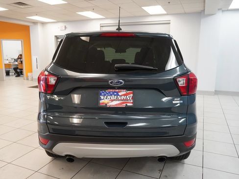Used 2019 Ford Escape SE AWD/4WD image 8