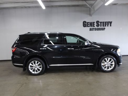 Used 2020 Dodge Durango Citadel w/ Technology Group AWD/4WD image 3