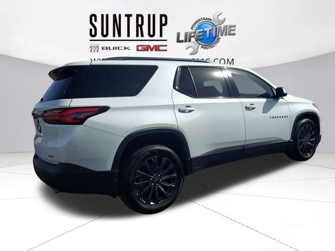 Used 2023 Chevrolet Traverse RS image 12