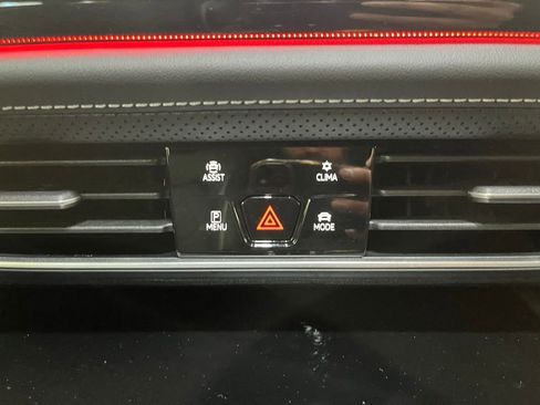 Used 2024 Volkswagen Atlas Cross Sport SEL Premium R-Line AWD/4WD image 16