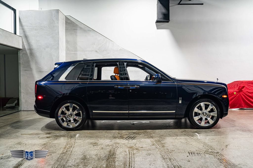 Used 2023 Rolls-Royce Cullinan w/ Cullinan Package AWD/4WD image 8