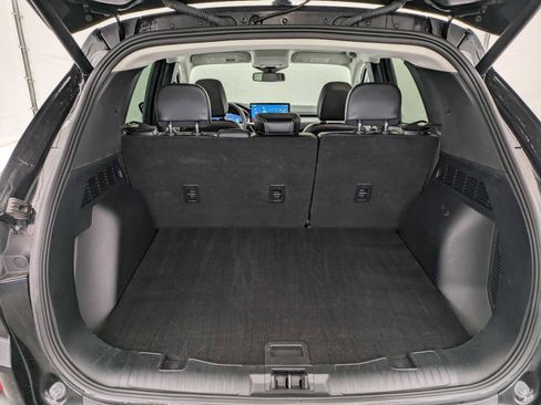 Used 2025 Ford Escape Platinum image 34
