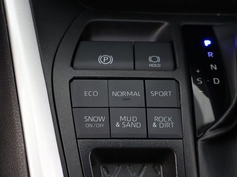 Used 2024 Toyota RAV4 XLE image 46