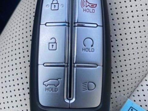 Used 2023 Genesis GV70 2.5T w/ Select Package image 28