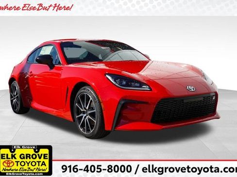 New 2025 Toyota GR86 image 1