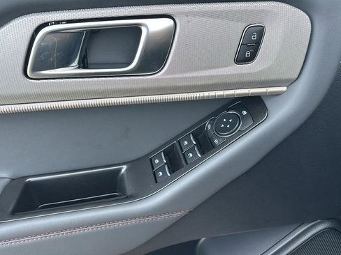 New 2026 Ford Explorer Active image 24