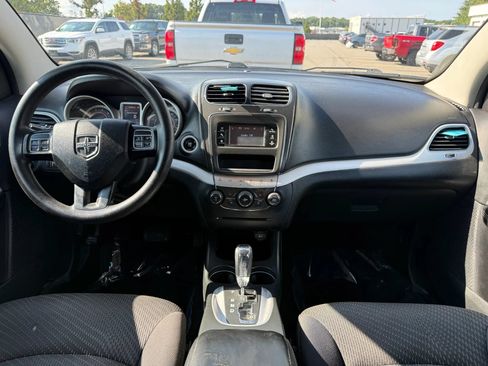 Used 2015 Dodge Journey American Value Package w/ Flexible Seating Group FWD image 3