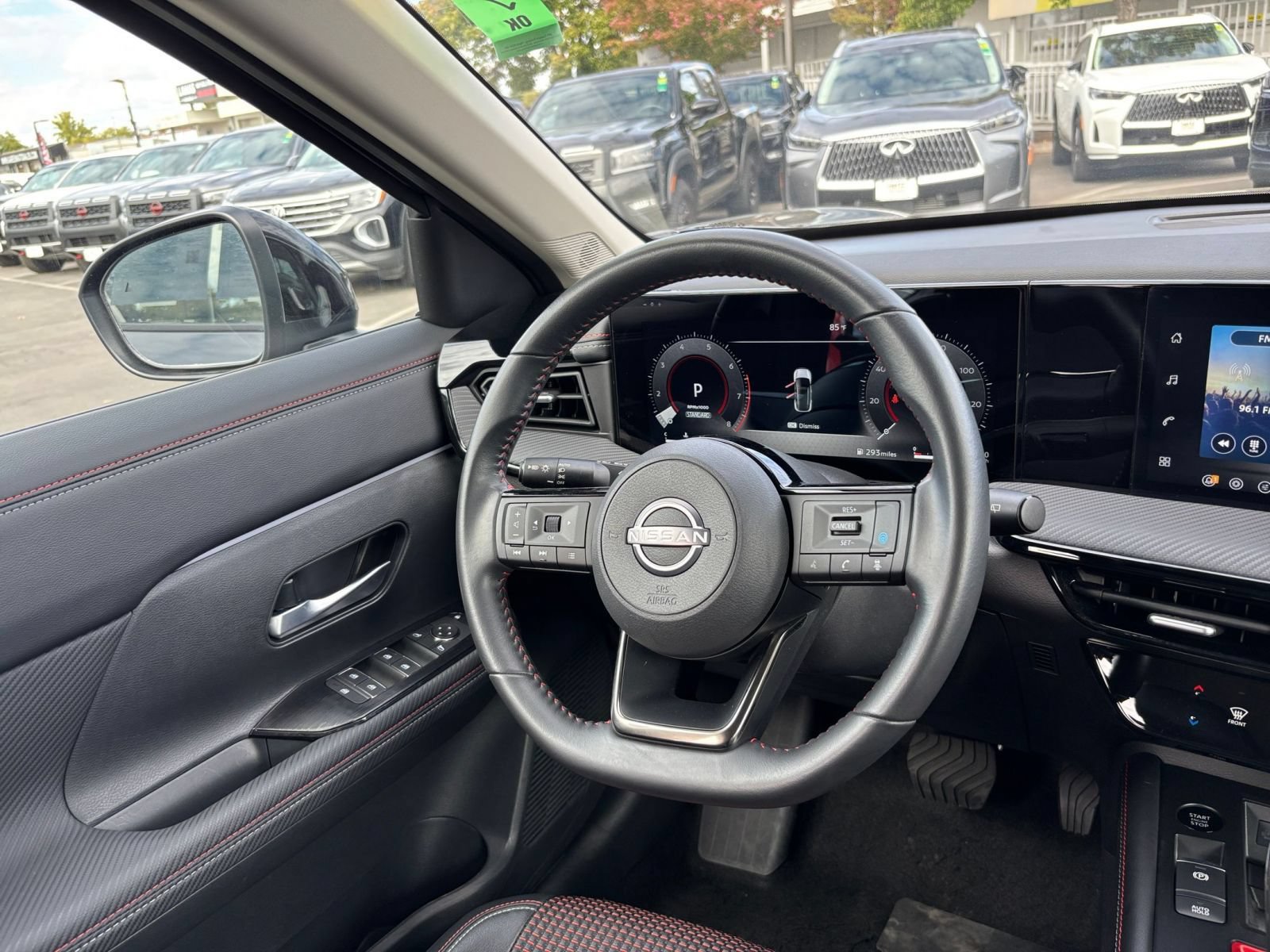 Used 2026 Nissan Kicks SR AWD/4WD image 32