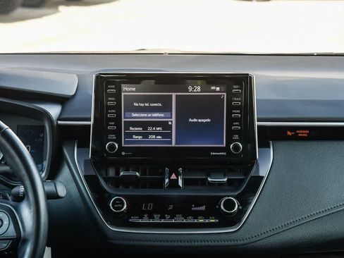 Used 2021 Toyota Corolla SE FWD image 13