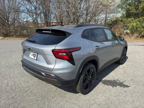 New 2026 Chevrolet Trax ACTIV image 5